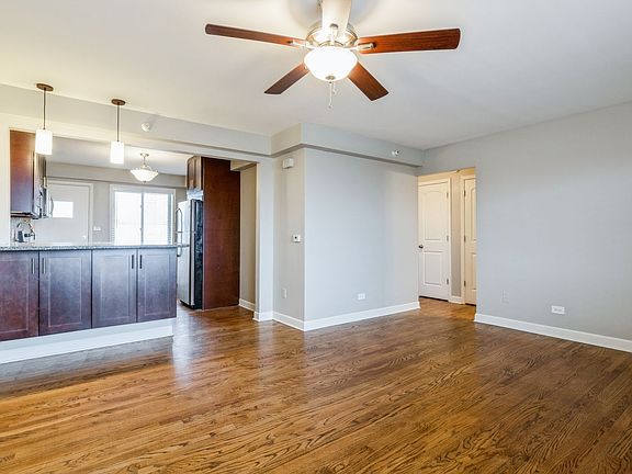 4th image of 202 N Salem Ave APT 3C