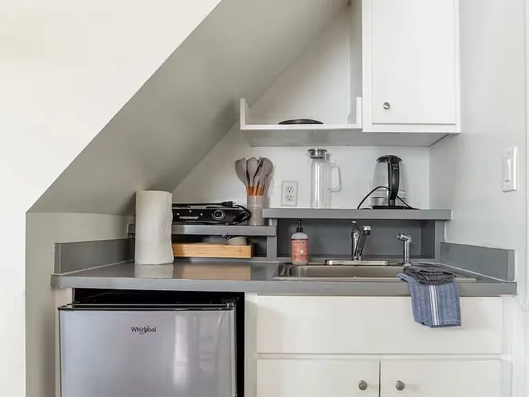 280 State St #2 — Photo 10