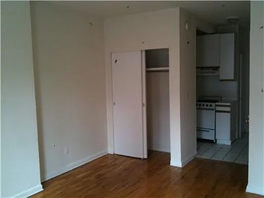 Rented by Mark David | media 25