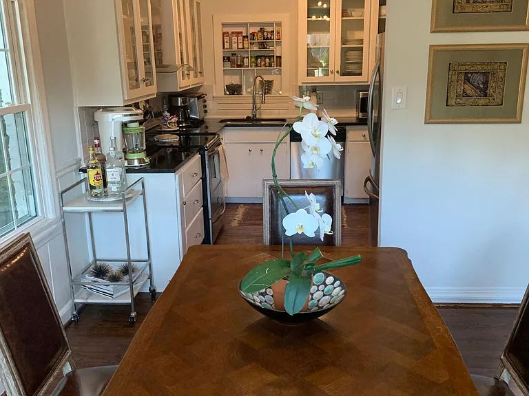 2817 Lovers Ln — Photo 12