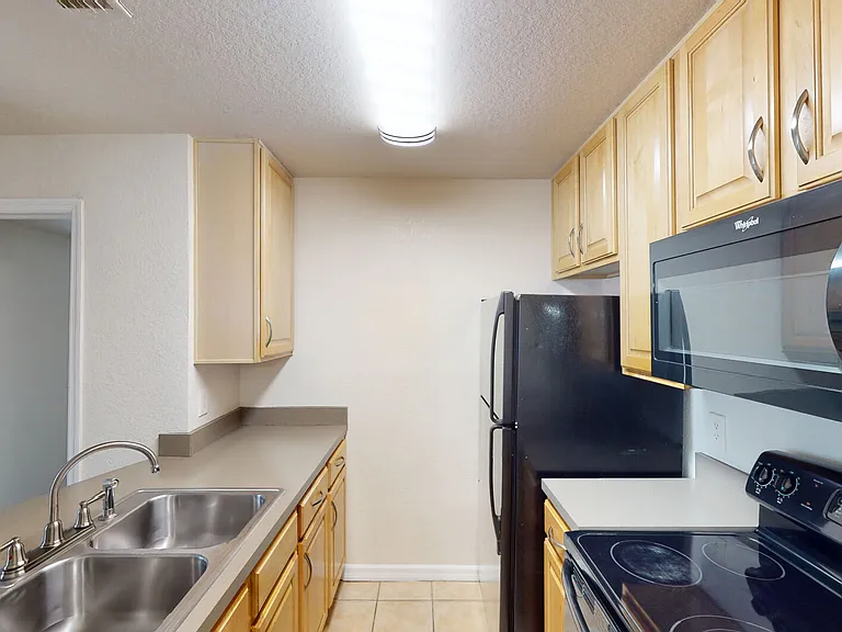 The Breyley Apartments — Photo 65