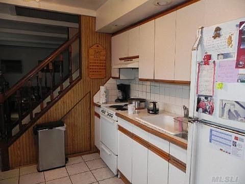 4th image of 42 Balsam Ln