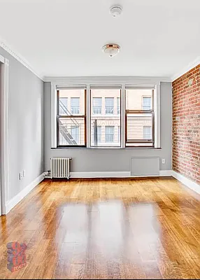 Rented by Century 21 Premier  | media 7