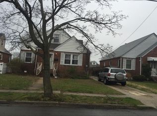 28 Ella St, Valley Stream, NY 11580