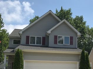 145 Vineyard Rd, Avon Lake, OH 44012