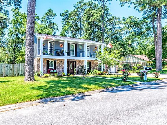 5th image of 177 N Lake Dr