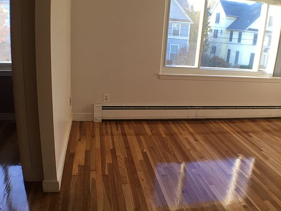 3rd image of 108 Manet Rd #1