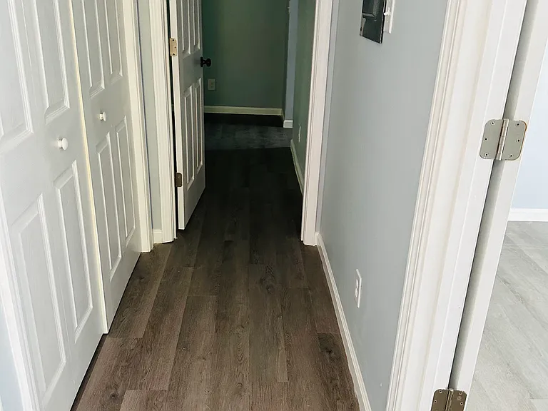 8029 Cedar Glen Dr — Photo 3