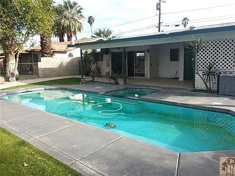 5th image of 77580 California Dr