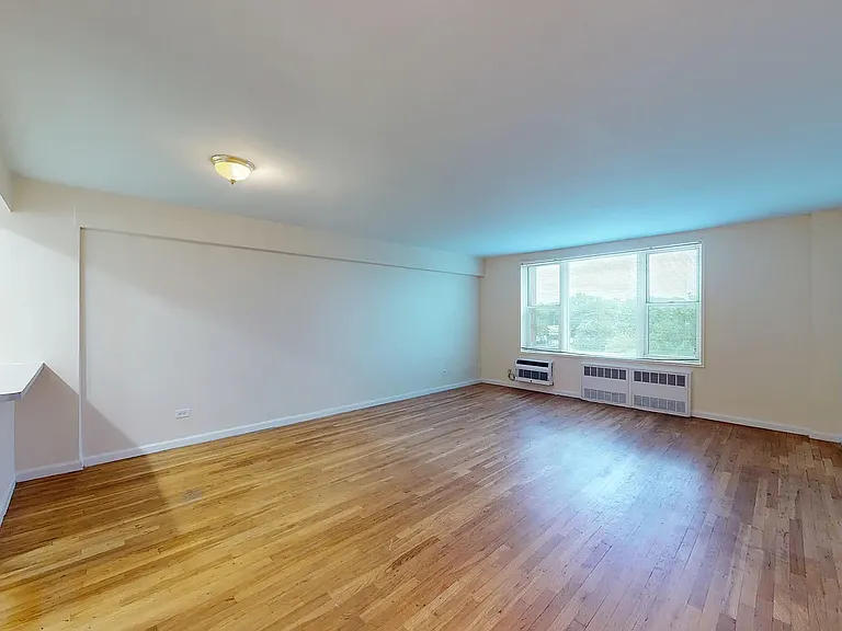 245-20 Grand Central Pkwy #6H — Photo 5