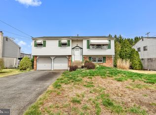 517 Ringold St, Phoenixville, PA