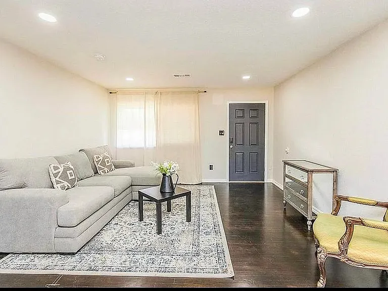 4517 NW Cheyenne Ave — Photo 4