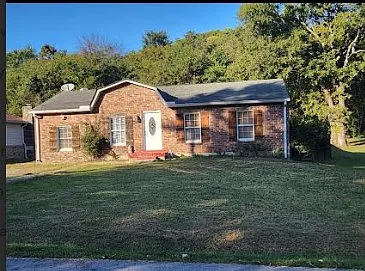 119 Arsenal Dr — Photo 2