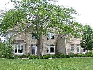 605 Prairie Rose Dr photo 1