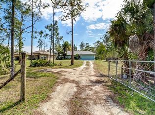 1930 47th Ave NE, Naples, FL 34120