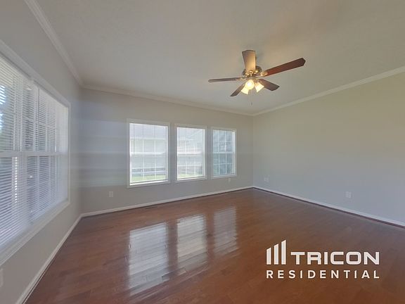 3rd image of 2110 Beauty St