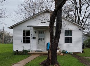 65 Maple St, Saint Clair, MO 63077