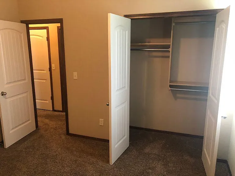 5563 N Lycee Ct — Photo 11