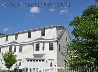 3 Germain Ave, Quincy, MA 02169