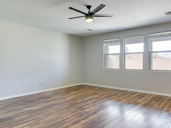 2nd image of 6825 W Saint Charles Ave