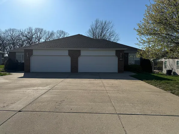 2251-2253 S Hartford Avenue, Bolivar, MO 65613