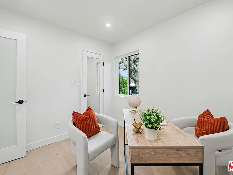2831 Overland Ave — Photo 23