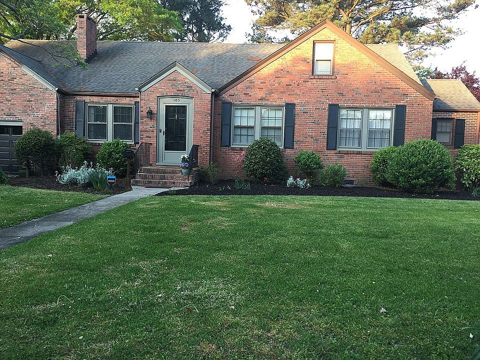 2nd image of 105 S Arden Cir