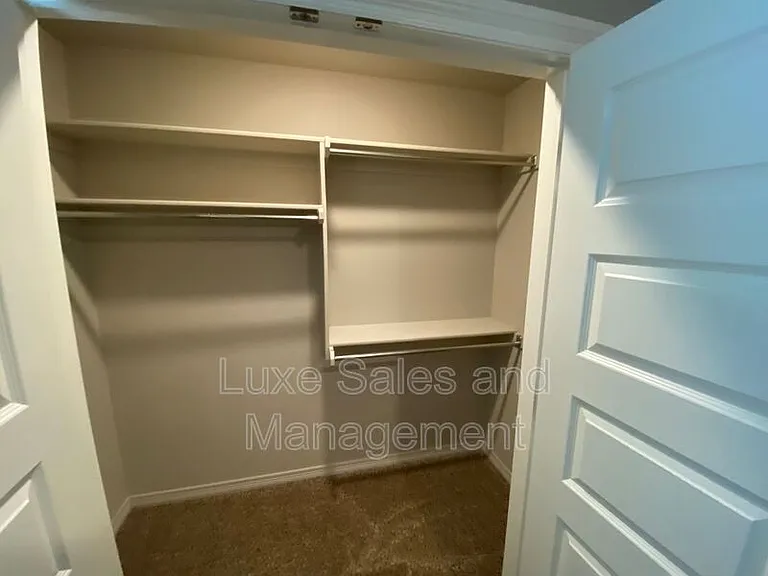 2133 Camino Del Plaza Ln — Photo 30