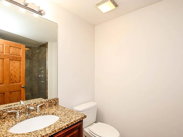 3545 N Pulaski Rd #204 — Photo 11