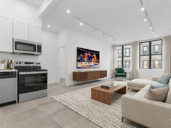 81 Willoughby Street image 1 of 12