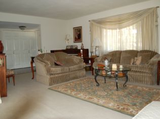 638 Valley View Dr, Redlands, CA 92373