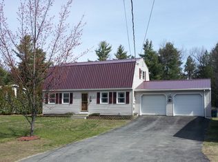 210 Hill St, Keeseville, NY 12944