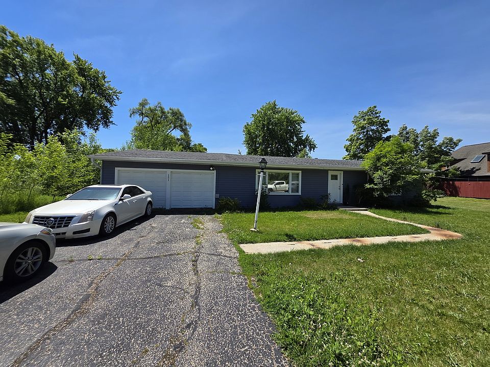 1st image of 151 Beach Ct