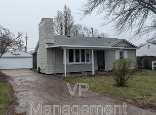 7107 Volquardsen Ave, Davenport, IA 52806