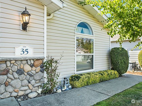 2nd image of 3993 Gentlebrook Lane #35