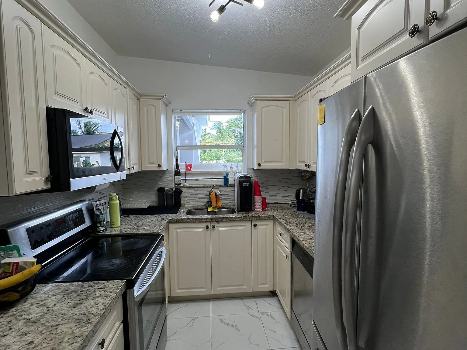 2 bed, 800 sqft, $2,800 — Photo 4