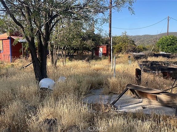 3rd image of 60380 Burnt Valley Rd