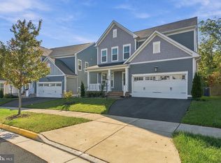 2020 Silver Sycamore Ln, Dumfries, VA 22026