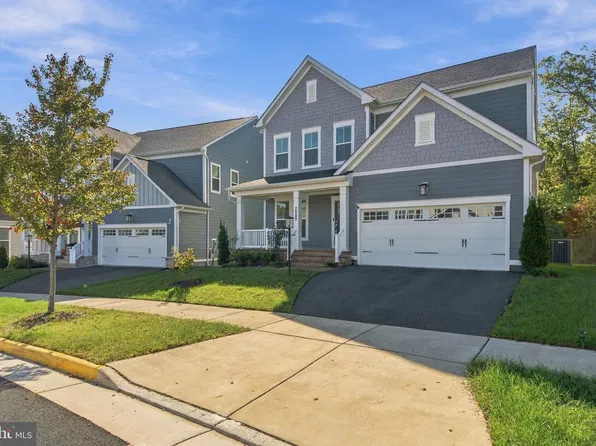 2020 Silver Sycamore Ln, Dumfries, VA 22026