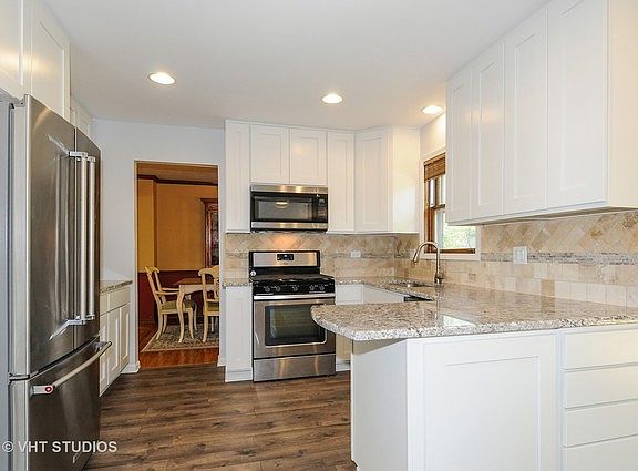 2nd image of 2444 Kingsley Dr