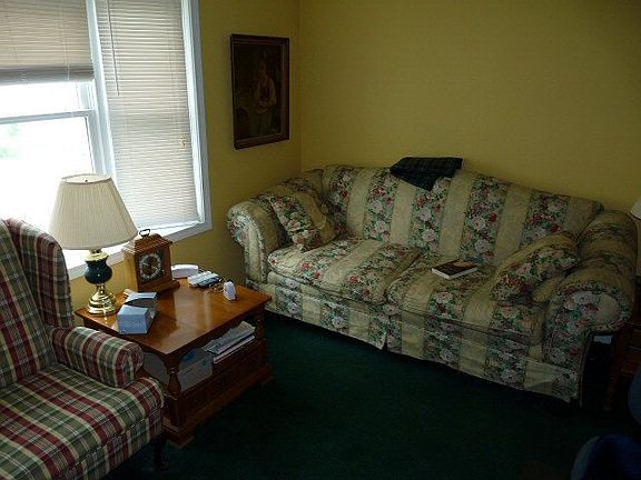 4th image of 524 W 15th St