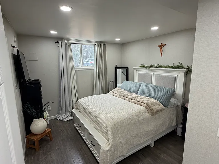2690 Seville Cir — Photo 15
