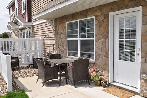 2nd image of 3547 Maureen Ln