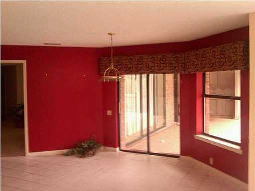5th image of 3351 Berkshire Ct