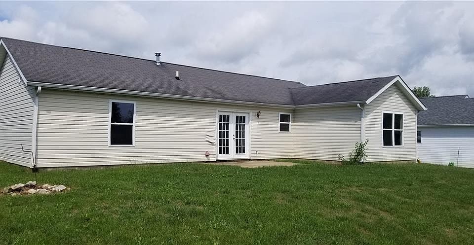 2nd image of 887 Drybread Ln