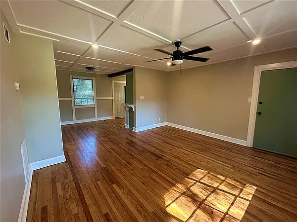 Large open concept with sunny interior.