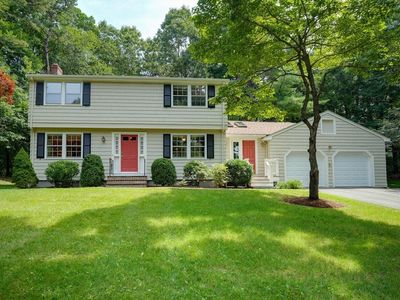 10 Emerson Rd, Medfield, MA, 02052