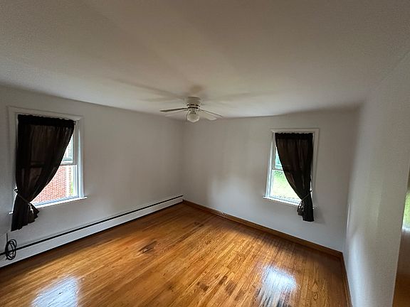 2nd image of 4227 E Allen St APT 3