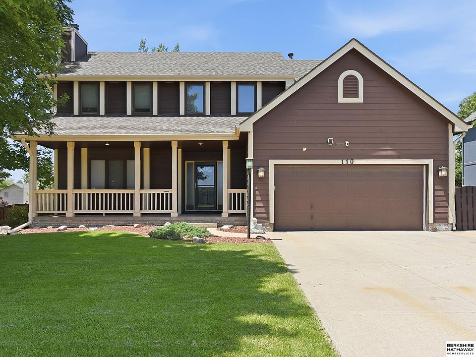 1st image of 110 Fleetwood Dr