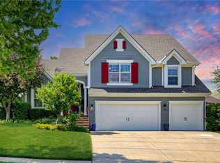 3604 NE 89th St, Kansas City, MO 64156
